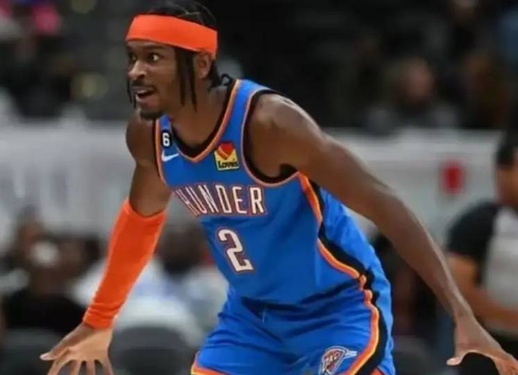 面临着几名 面临着几名